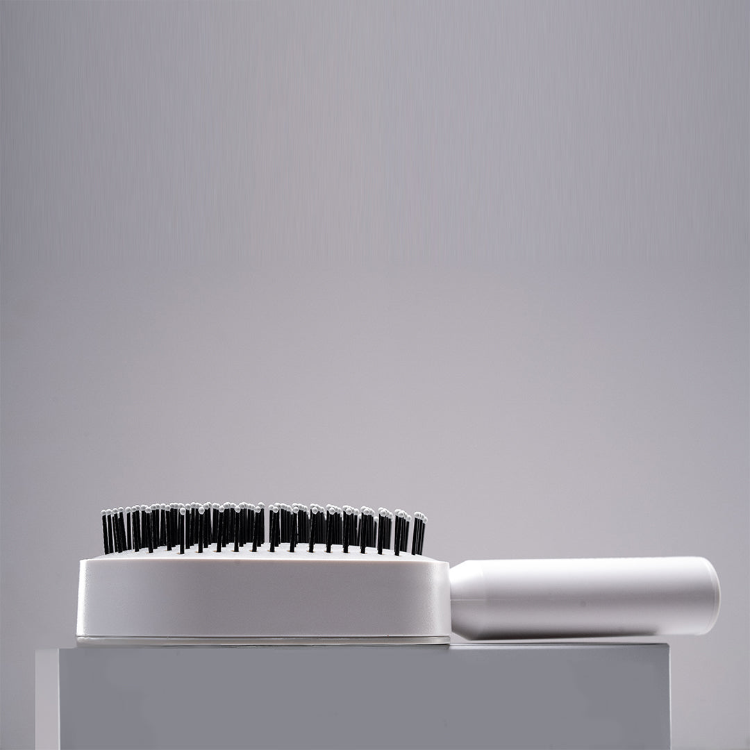 Nasmati™ Self-Cleaning Hair Brush